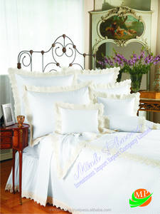 Juego de cama de Hotel bordado/almohada de lujo - Product Image 1