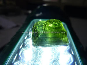 คริสตัลทัวร์มาลีนธรรมชาติรูปทรงต่างๆ หลากสี หินบำบัด หินอินเดียดิบ รับรองโดยบุคคลที่สาม ขนาดปรับแต่งได้ - Product Image 4