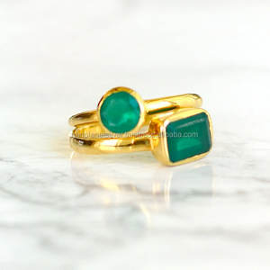 Anillo con Bisel de Ónice Verde Rectangular - Product Image 3