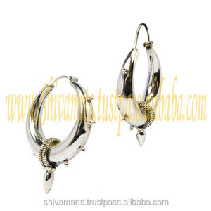 Pendientes de aro de joyería chapada en plata de estilo Vintage 2025, nuevo diseño de plata Lisa para mujeres y niñas, joyería de plata de exportación elegante - Product Image 2