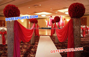 Piliers Aisleway élégants et modernes en cristal pour décorations de mariage Piliers en métal avec accents en cristal - Product Image 5