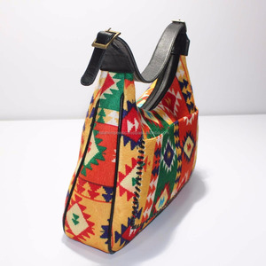 Vente en gros Tapis fantaisie en coton Sac à main fourre-tout pour femme - Product Image 2