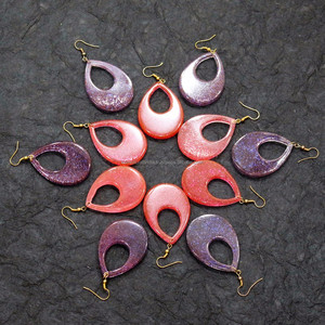 Pendiente vintage hecho a mano para mujer, diseño W azul, joyería hecha a mano - Product Image 3