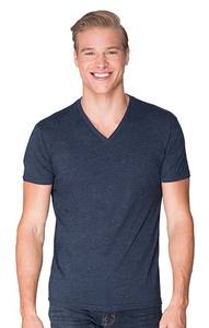 Vêtements de niveau supérieur blanc, col en v CVC Premium pour hommes, fait avec 60% de coton peigné et 40% polyester, livré avec votre logo - Product Image 4