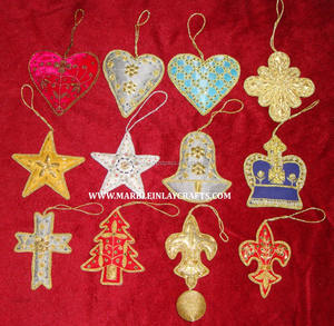 เครื่องประดับต้นคริสต์มาสแบบแขวน, เครื่องประดับคริสต์มาสแบบซารี, เครื่องประดับคริสต์มาสปีใหม่ที่สวยงาม - Product Image 1