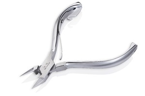 NGHIA OMI Pince à ongles NB-106 professionnelle en acier inoxydable chromé Outil à cuticules Ensemble de manucure et de pédicure dans une boîte - Product Image 6