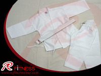 Tenue d'arts martiaux de karaté en toile de coton 100% 14oz, coutures durables, pour entraînement et compétition, Raees Co. RC-K39, logo personnalisé