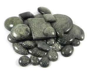 ปะการังสีดำธรรมชาติ32ชิ้น,อัญมณี Cabochon 100 Gms - Product Image 2