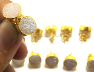 Arc-en-ciel doré enduit de pierres précieuses Druzy fait à la main forme ronde boucle d'oreille à la mode nouveau Design pour mariage ou cadeau - Product Image 1