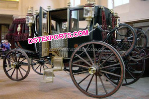 Classique Royal Horse-Drawn Limousine Long Carriage par le fabricant Baghi Vis-à-Vis Victoria Style - Product Image 4