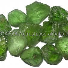 ขายส่ง Peridot หยาบกระบวนการวัสดุหยาบ Peridot สำหรับโรงงานเครื่องประดับ - Product Image 2