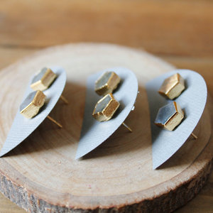 Pendientes Clásicos de Plata de Ley con Labradorita Natural para Regalos de Compromiso y Boda - Product Image 4