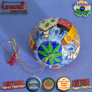 อาคารบนถนนมือวาดกระดาษ Mache ลูกขายส่งเครื่องประดับตกแต่งคริสต์มาส - Product Image 5