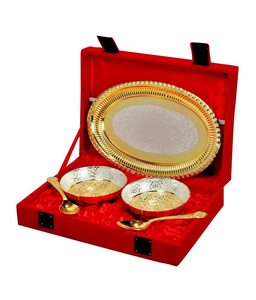 Vajilla de diseño chapado en oro, Forma cuadrada, nuevo - Product Image 1