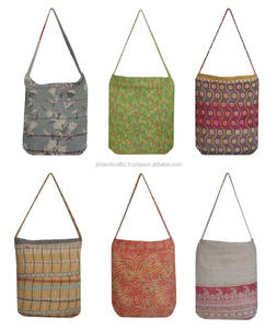 Venta al por mayor Vintage Kantha Bolso de hombro Indian Sari Kantha Cross Body Bag - Product Image 1