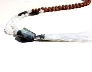 Collar de cuentas con borlas de Rudraksha, piedra lunar Natural, hecho a mano, collar con cuentas de artista indio, 108 - Product Image 3