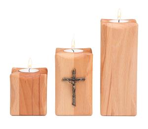Urna de cremación grabada en madera con patas, urna de Mascota de madera, marco de fotos de madera, suministros funerarios, Brassworld, India - Product Image 5