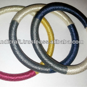 Bracelets en tissu coloré, bracelets en fil de soie, faits à la main, pour le bonheur - Product Image 1