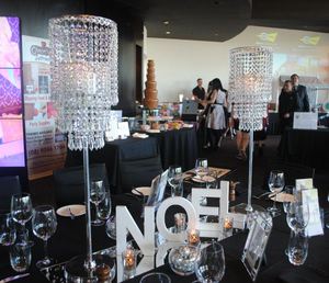 Lustre de table de mariage en métal argenté en cristal pour la décoration de la maison de la fête de mariage - Product Image 4