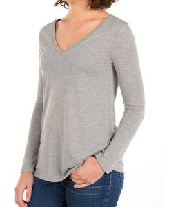 T-shirt décontracté en coton pour femmes avec manches longues col en V haut grande taille pour printemps et automne mode dame t-shirt - Product Image 2