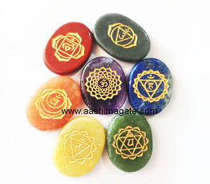 Elegantes juegos de Chakra curativo Feng Shui, mascotas de piedra semipreciosa tallada con impresionantes técnicas grabadas - Product Image 1