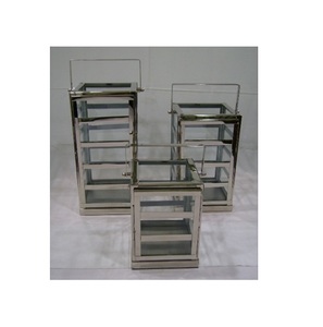 Belle lanterne à bougie en métal et en verre de haute qualité pour les décorations de mariage et de Noël au bureau à domicile - Product Image 4