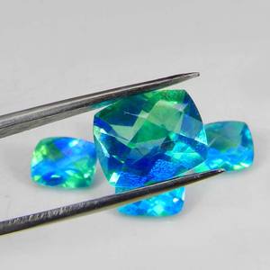 Pavo real natural de cuarzo Doublet 10x8mm Octagon Green Gemstone - Product Image 3