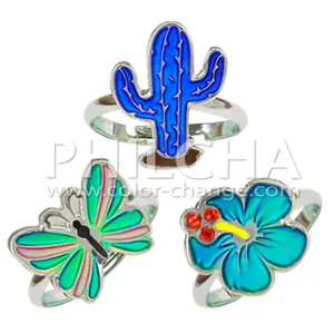 Bague d'humeur à changement de couleur réglable pour enfants avec des motifs de papillon, de fleur et de cactus - Product Image 1
