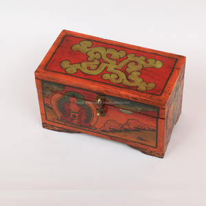 Boîte en bois avec peinture de Bouddha de style tibétain - Product Image 2