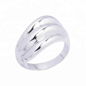 Anillo martillado Joyas de plata Lisa Sólido 925 Joyas de plata esterlina Eternity Vermeil Anillos Venta en línea Fabricante y exportador - Product Image 1