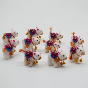 Animal décoratif en feutre, FCS-008 laine de nouvelle-zélande, accessoires et artisanat de noël, feutre fait à la main, par femmes, artisanal du népal, nouvelle collection - Product Image 2