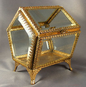 Caja de almacenamiento de vidrio decorativa hecha de vidrio y metal de alta calidad para decoración del hogar a granel para exportaciones - Product Image 6