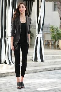 Port Authority Ladies Fleece Blazer - 60/40 coton/poly, col châle, poches latérales sur le devant et livré avec votre logo - Product Image 6