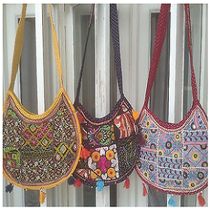 กระเป๋าสะพายไหล่สไตล์แฟชั่นประดับลูกปัดงานฝีมือปักลายแบบบันจารา  แบบสายเดี่ยวสำหรับผู้หญิง - Product Image 1