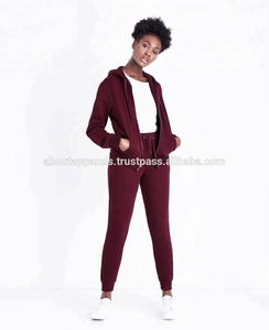 Nouvelle mode à la mode en gros personnalisé 100% survêtement de sport en polyester, ensemble de survêtements de sport survêtements respirants en velours - Product Image 6