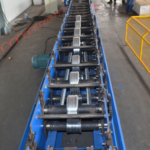 Machine automatique de formage à froid de gouttières en aluminium-<span class=keywords><strong>zinc</strong></span> pour toitures, type goutte d'eau - Product Image 2