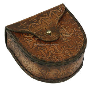 Brújula de latón de 2 pulgadas de inspiración antigua con pantalla de esfera de puntero y estuche de cuero accesorios de viaje artesanía Calvin - Product Image 4