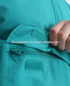 Fabricante de ropa en el extranjero Tela tejida Lisa Pecho y bolsillos laterales Chaqueta Windbreaker Pullover - Product Image 5