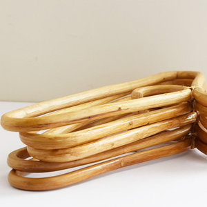 Colgador de ropa de ratán natural vintage, organizador de armario, material de Bambú - Product Image 4