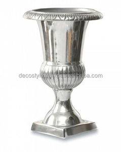 Urna de flor de aluminio plateado - Product Image 1