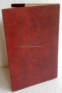 Diseño de mapa simple y atractivo Diario de cuero Hecho a mano Vintage en relieve Diseño de mapa del mundo Cuaderno con cierre táctil - Product Image 6