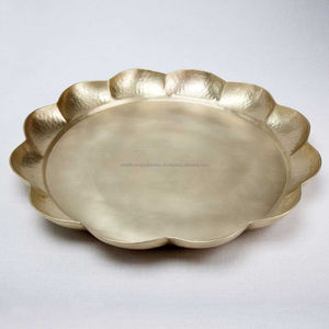 Prix abordable bon marché, plateau de service floral en métal dernier indien conçu en gros plateaux de service pour accessoires de cuisine - Product Image 1