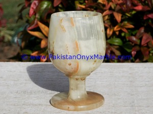 Copas de Vino de Piedra de Ónix Natural Talladas y Pulimentadas, Artículos Decorativos para el Hogar con Estilo, Diseño Único con Patrón de Amor - Product Image 4