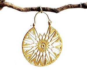 Metal pendiente de las mujeres indias tribal joyas pendiente de aro de latón pendiente - Product Image 1