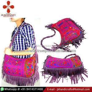 กระเป๋าขอบ Banjara แฮนด์เมดสาววินเทจ - Product Image 2