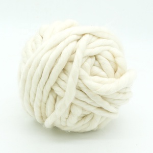 MCY-001, Mềm Mại Và Ấm Cúng Sợi Chunky Merino Thân Thiện Với Môi Trường 100% Len New Zealand Nguyên Chất Được Chải Và Tô Màu Bởi Các Nghệ Nhân Phụ Nữ Nepal