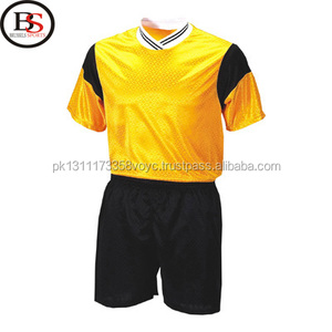 Maillots de football hommes maillots de football vierges ensemble chemises de football garçons uniformes de football vêtements de football en gros Sublimation impression unie - Product Image 3