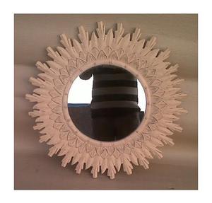 Cadre décoratif de miroir en bois pour la décoration à la maison et la décoration de bureau - Product Image 3