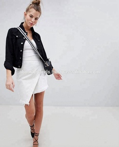 Veste en denim courte noire pour femmes, poches profondes extra longues, nouvelle tendance, style nouveau - Product Image 4