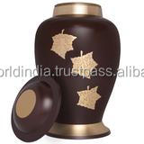 Urna de cremación Domtop marrón y dorada SUMINISTROS FUNERARIOS Brassworld India - Product Image 3